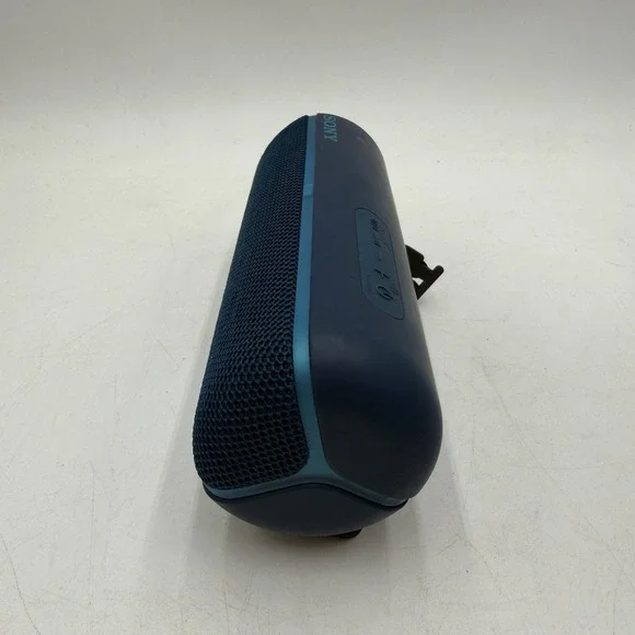 Sony SRS-XB22 Wireless Portable Speaker Extra Bass Waterproof Blue With Aux - Picture 2 of 6